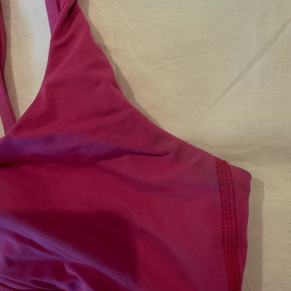 Lululemon Women's Strappy Low-Impact Sports Bra in Fuchsia - Picture 3 of 5